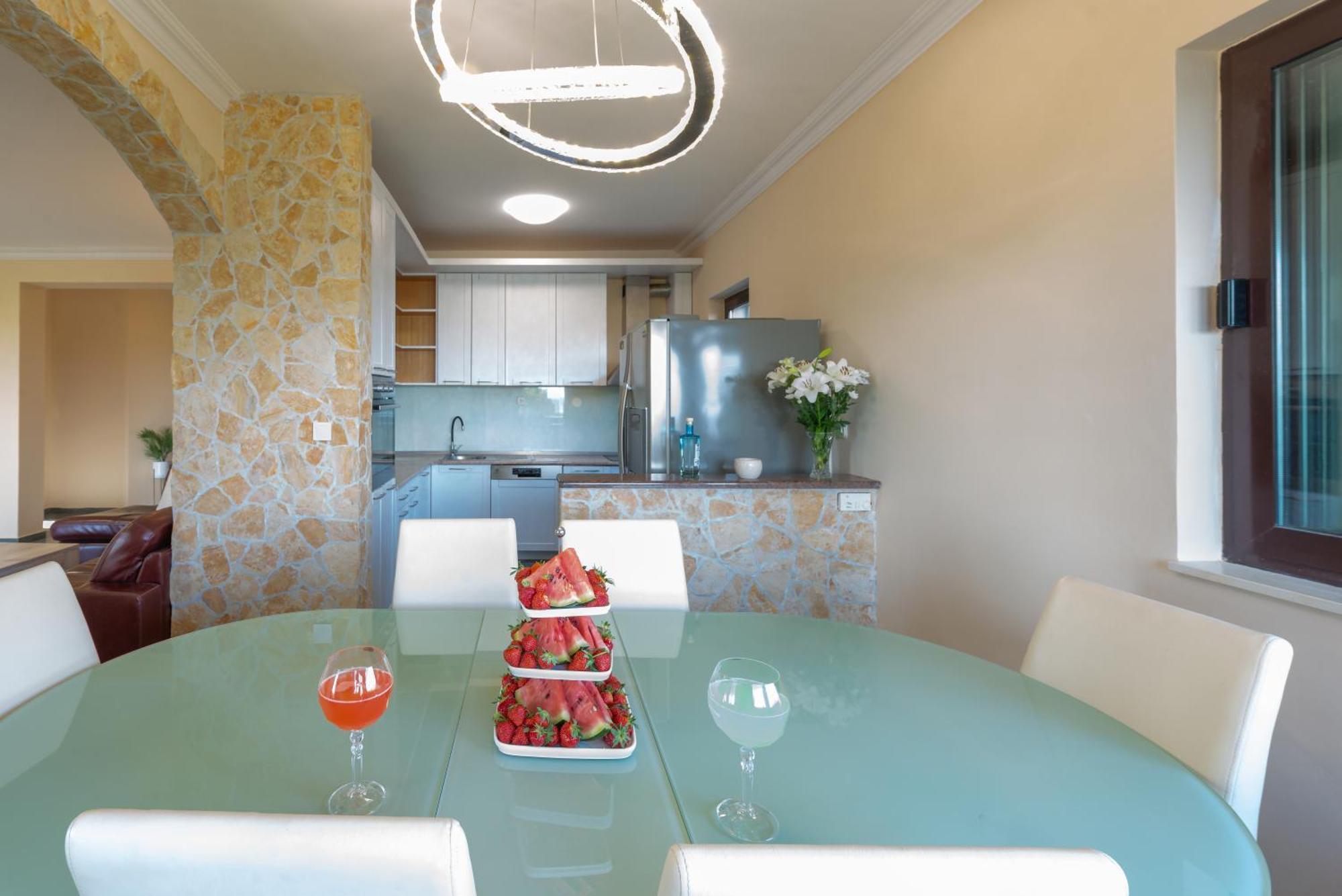 Sun Nest Villa Kastela
